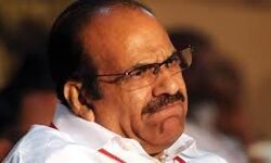 മുഖ്യമന്ത്രിയുടെയും മന്ത്രിമാരുടെയും പേഴ്സണൽ സ്റ്റാഫ് അംഗങ്ങൾക്ക് മുന്നറിയിപ്പുമായി സിപിഎം