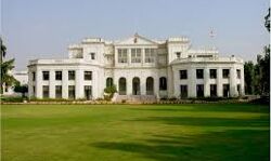 തമിഴ്നാട് രാജ്ഭവനിലെ 84 ജീവനക്കാര്‍ക്ക് കൊവിഡ് സ്ഥിരീകരിച്ചു