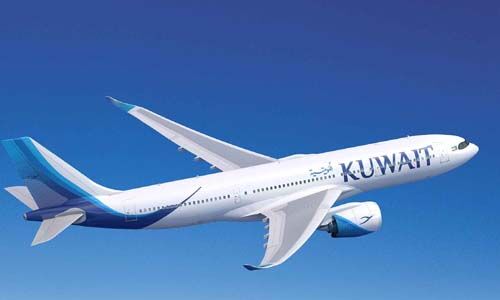 കുവൈത്തില് 10 ദിവസത്തിനു ശേഷം വ്യോമ ഗതാഗതം പുനരാരംഭിച്ചു കുവൈത്തില് 10 ദിവസത്തിനു ശേഷം വ്യോമ ഗതാഗതം പുനരാരംഭിച്ചു