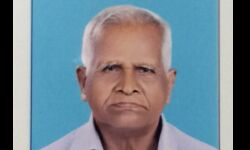 കൊവിഡ് ബാധിച്ച് മരിച്ച വയോധികന്റെ സംസ്‌കാരം തടഞ്ഞ് നാട്ടുകാര്‍; നാട്ടുകാരെ ഇളക്കിവിട്ടത് ബിജെപി കൗണ്‍സിലര്‍; മൃതദേഹം മെഡിക്കല്‍ കോളജിലേക്ക് മാറ്റി