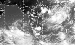 സംസ്ഥാനത്ത് കനത്ത മഴ, 4 ജില്ലകളില്‍ ഓറഞ്ച് അലര്‍ട്ട്, ഡാം ഷട്ടറുകള്‍ ഉയര്‍ത്തിയേക്കും