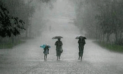 മഴ മുന്നറിയിപ്പ് പുതുക്കി; സംസ്ഥാനത്ത് ഇന്ന് ആറ് ജില്ലകളില്‍ ഓറഞ്ച് അലേര്‍ട്ട്