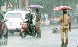 മഴ: ഏത് സാഹചര്യവും നേരിടാന്‍ തയ്യാറായിരിക്കാന്‍ പോലിസിന് നിര്‍ദേശം