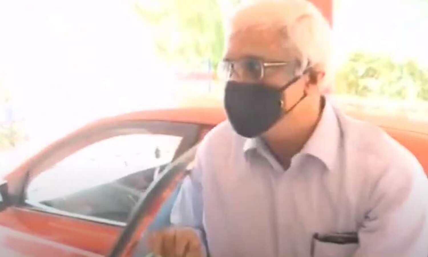 റമീസിന്റെ മൊഴികൾ നിർണായകം; ശിവശങ്കറിനെ വീണ്ടും എൻഐഎ ചോദ്യം ചെയ്തേക്കും റമീസിന്റെ മൊഴികൾ നിർണായകം; ശിവശങ്കറിനെ വീണ്ടും എൻഐഎ ചോദ്യം ചെയ്തേക്കും