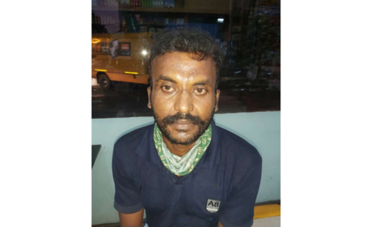 തമിഴ്നാട്ടിലെ കൊലപാതകം: എറണാകുളത്ത് ഒളിവില് കഴിഞ്ഞ പ്രതി പിടിയില് തമിഴ്നാട്ടിലെ കൊലപാതകം: എറണാകുളത്ത് ഒളിവില് കഴിഞ്ഞ പ്രതി പിടിയില്