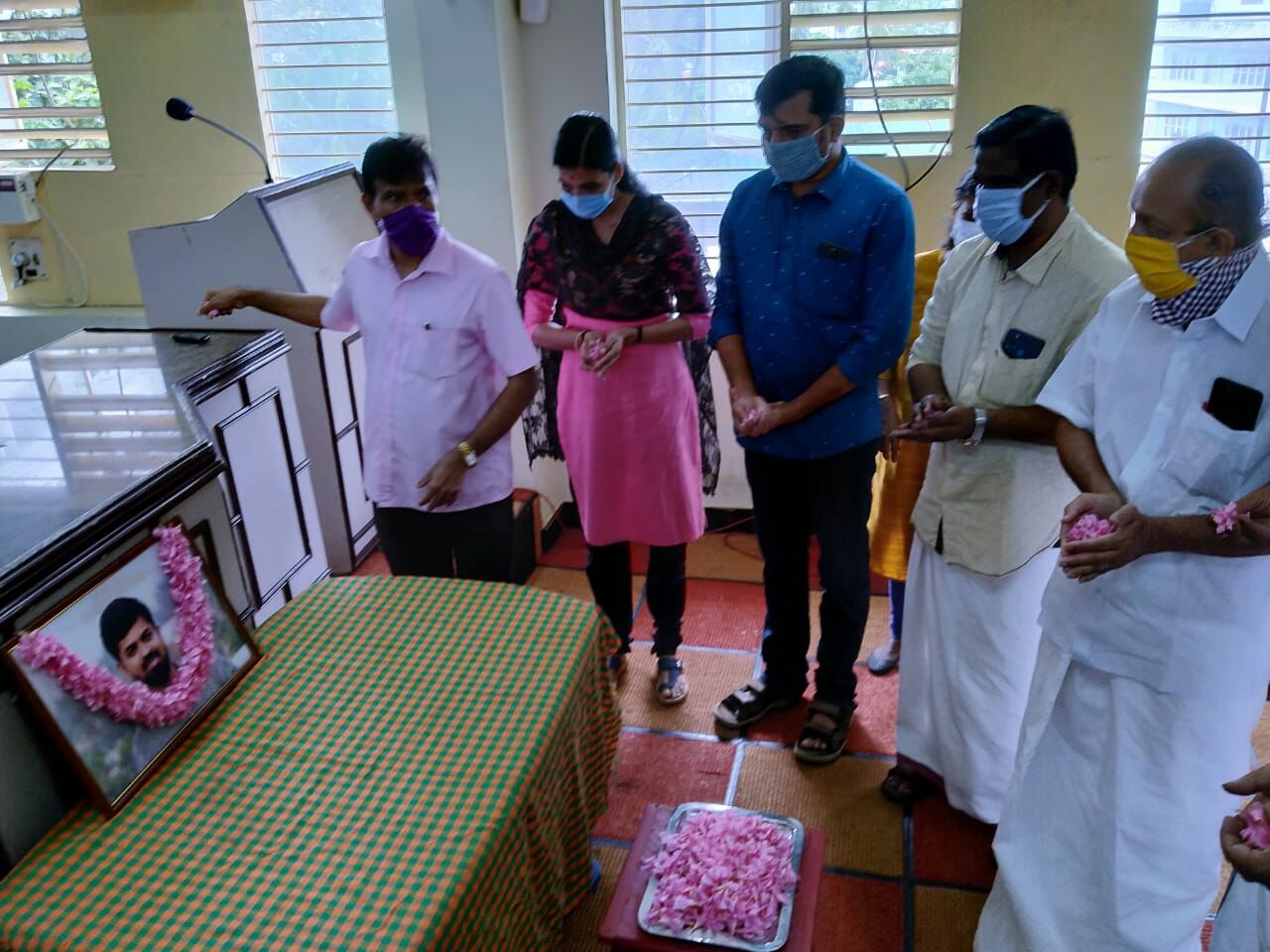 കെ എം ബഷീർ കേസ്: സ്പെഷ്യൽ പ്രോസിക്യൂട്ടറെ നിയമിക്കണമെന്ന് മാധ്യമ പ്രവർത്തകർ കെ എം ബഷീർ കേസ്: സ്പെഷ്യൽ പ്രോസിക്യൂട്ടറെ നിയമിക്കണമെന്ന് മാധ്യമ പ്രവർത്തകർ