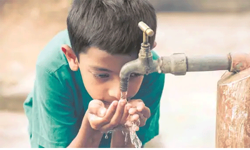 ജലജീവന്‍ മിഷന്‍: 75 പഞ്ചായത്തുകളില്‍ 1,31,889 ഗാര്‍ഹിക കുടിവെള്ള കണക്ഷനുകള്‍; 261.57 കോടിയുടെ പദ്ധതികള്‍ക്ക് അംഗീകാരം