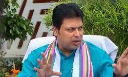 കുടുംബാംഗങ്ങള്‍ക്ക് കൊവിഡ്; ത്രിപുര മുഖ്യമന്ത്രി സ്വയം നിരീക്ഷണത്തില്‍