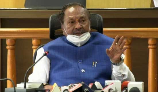 അയോധ്യയിലെ പോലെ കാശിയിലും മഥുരയിലും ക്ഷേത്രങ്ങള് നിര്മിക്കണം: വിവാദ പ്രസ്താവനയുമായി കര്ണാടക ബിജെപി മന്ത്രി അയോധ്യയിലെ പോലെ കാശിയിലും മഥുരയിലും ക്ഷേത്രങ്ങള് നിര്മിക്കണം: വിവാദ പ്രസ്താവനയുമായി കര്ണാടക ബിജെപി മന്ത്രി