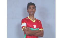 ഐഎസ്എല്: മണിപ്പൂരി പ്രതിരോധ നിര താരം ദെനേചന്ദ്ര മെയ്തേ കേരള ബ്ലാസ്റ്റേഴ്സില് ഐഎസ്എല്: മണിപ്പൂരി പ്രതിരോധ നിര താരം ദെനേചന്ദ്ര മെയ്തേ കേരള ബ്ലാസ്റ്റേഴ്സില്