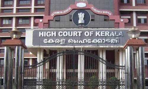 മുനമ്പം വഖ്ഫ് ഭൂമി; ജുഡീഷ്യല് കമ്മീഷന് തുടരാം മുനമ്പം വഖ്ഫ് ഭൂമി; ജുഡീഷ്യല് കമ്മീഷന് തുടരാം
