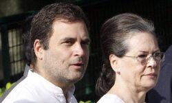 പ്രളയക്കെടുതി നേരിടാന്‍ സംവിധാനമൊരുക്കണമെന്ന് രാഹുല്‍ഗാന്ധിയും, സോണിയയും