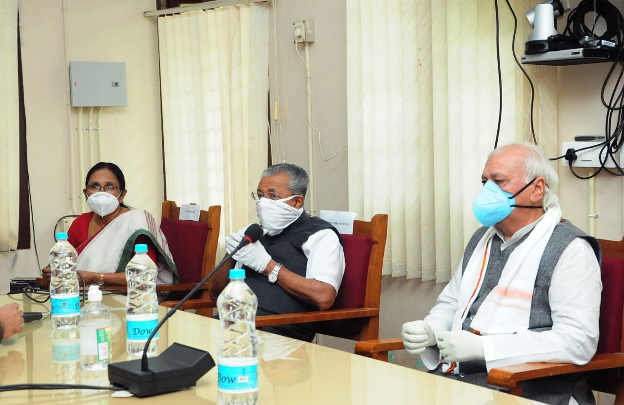 കരിപ്പൂര്‍ വിമാനദുരന്തം: മരണപ്പെട്ടവരുടെ ബന്ധുക്കള്‍ക്ക് പത്ത് ലക്ഷം സഹായം അനുവദിക്കും- മുഖ്യമന്ത്രി