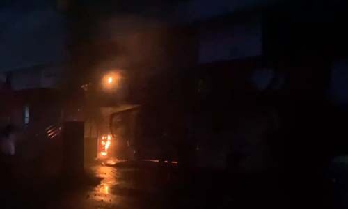 എടപ്പാളില്‍ ബേക്കറിയില്‍ വന്‍ തീപ്പിടിത്തം; ആളപായമില്ല