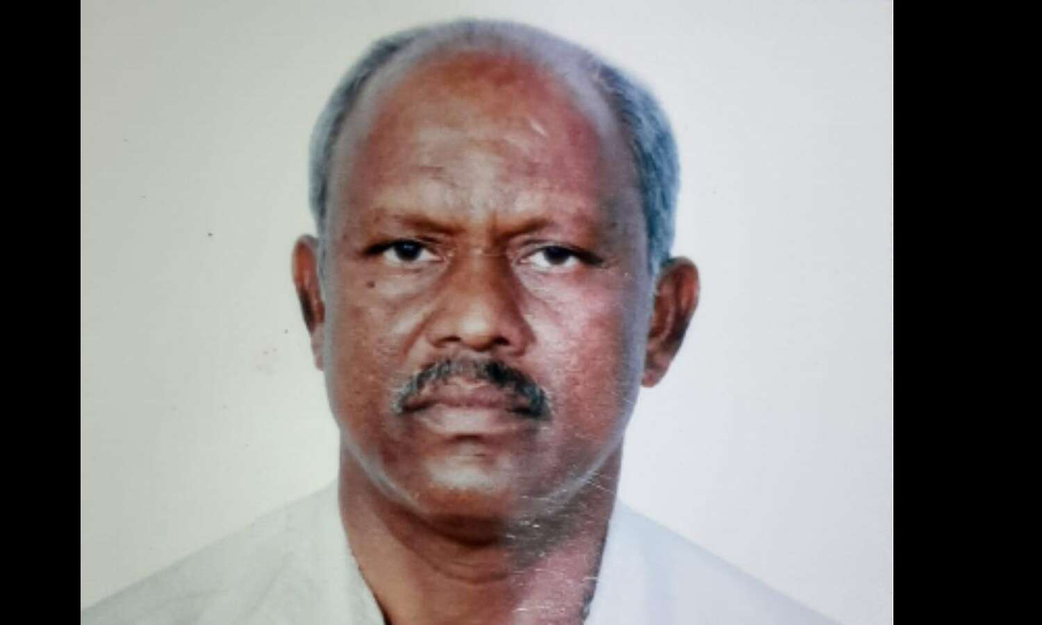 സോഷ്യല് ഫോറം ഇടപെടല്; കൊവിഡ് ഭയന്ന് തൂങ്ങിമരിച്ച കൊല്ലം സ്വദേശിയുടെ മൃതദേഹം ഹഫര് അല് ബാത്തിനില് മറവ് ചെയ്തു സോഷ്യല് ഫോറം ഇടപെടല്; കൊവിഡ് ഭയന്ന് തൂങ്ങിമരിച്ച കൊല്ലം സ്വദേശിയുടെ മൃതദേഹം ഹഫര് അല് ബാത്തിനില് മറവ് ചെയ്തു