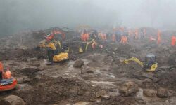 രാജമല ദുരന്തം: നാലാംദിവസത്തെ തിരച്ചില്‍ തുടങ്ങി; ഇനി കണ്ടെത്താനുള്ളത് 27 പേരെ