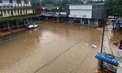 കണ്ണൂരില്‍ മഴയ്ക്ക് താല്‍ക്കാലിക ശമനം; ക്യാംപുകളില്‍ കഴിഞ്ഞവര്‍ വീടുകളിലേക്ക് മടങ്ങുന്നു