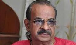 കവിയും ഗാനരചയിതാവുമായ ചുനക്കര രാമന്കുട്ടി അന്തരിച്ചു കവിയും ഗാനരചയിതാവുമായ ചുനക്കര രാമന്കുട്ടി അന്തരിച്ചു