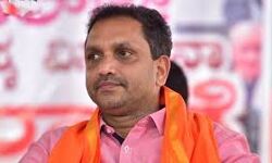 സ്വപ്നയെ വിദേശയാത്രയ്ക്ക് കൂട്ടിയതെന്തിനെന്ന് മുഖ്യമന്ത്രി വിശദീകരിക്കണം: കെ സുരേന്ദ്രന്‍