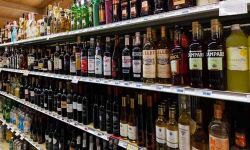 അങ്ങാടിപ്പുറം ബിവറേജ് ഗോഡൗണിലെ ആറുപേര്ക്ക് കൊവിഡ് സ്ഥിരീകരിച്ചു അങ്ങാടിപ്പുറം ബിവറേജ് ഗോഡൗണിലെ ആറുപേര്ക്ക് കൊവിഡ് സ്ഥിരീകരിച്ചു