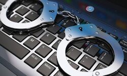 മാധ്യമ പ്രവർത്തകർക്കെതിരെ സൈബർ ആക്രമണം: അന്വേഷണ സംഘം ഫേസ്ബുക്കിനോട് വിവരങ്ങൾ തേടി