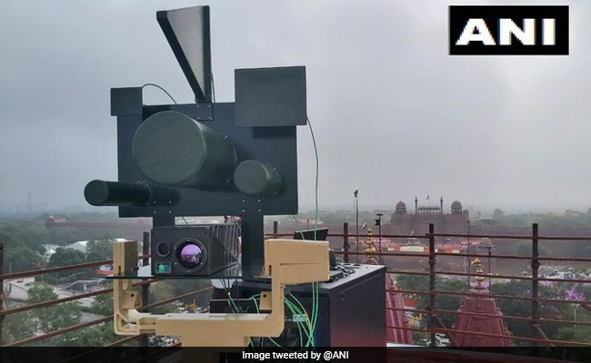 പ്രധാനമന്ത്രിയുടെ പ്രസംഗത്തിനിടെ സുരക്ഷകവചമൊരുക്കി തദ്ദേശീയമായി നിര്‍മിച്ച ലേസര്‍ ആയുധം