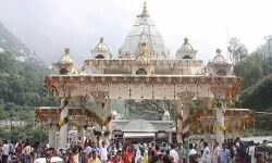 ജമ്മു കശ്മീരിലെ വൈഷ്ണവി ക്ഷേത്രം ഞായറാഴ്ച തുറക്കും