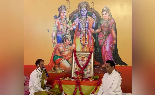 രാമക്ഷേത്രം: പാര്‍ട്ടി നിലപാടില്‍ ഉറച്ചുനില്‍ക്കുന്നു, താന്‍ ഭക്തനായ ഹിന്ദു; ടി എന്‍ പ്രതാപന്റെ പരാതിക്ക് പിന്നാലെ ന്യായീകരണവുമായി കമല്‍നാഥ്