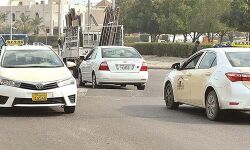 കുവൈത്തില് നാളെ മുതല് ടാക്സികളില് മൂന്ന് യാത്രക്കാര്ക്ക് സഞ്ചരിക്കാന് അനുമതി കുവൈത്തില് നാളെ മുതല് ടാക്സികളില് മൂന്ന് യാത്രക്കാര്ക്ക് സഞ്ചരിക്കാന് അനുമതി