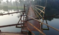 പായ്തുരുത്ത് തൂക്കുപാലം: 33 ലക്ഷം അനുവദിച്ചു പായ്തുരുത്ത് തൂക്കുപാലം: 33 ലക്ഷം അനുവദിച്ചു