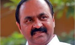 പ്രശ്നം കപ്പിത്താന്റെ മുറിയില്‍; കെ ടി ജലീല്‍ ദിവ്യപുരുഷനാണെന്നും പ്രതിപക്ഷം