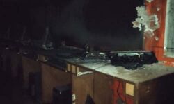 വിശാഖപട്ടണത്തെ കൊവിഡ് ക്വാറന്റൈന് കേന്ദ്രത്തില് തീപ്പിടിത്തം വിശാഖപട്ടണത്തെ കൊവിഡ് ക്വാറന്റൈന് കേന്ദ്രത്തില് തീപ്പിടിത്തം