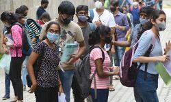 നീറ്റ്, ജെഇഇ പരീക്ഷകള്‍ മാറ്റണമെന്ന് കൂടുതല്‍ മുഖ്യമന്ത്രിമാര്‍; പ്രധാനമന്ത്രി ഇടപെടണമെന്ന് ആവശ്യം