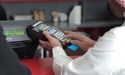സൗദി: നാളെ മുതല്‍ ചെറുകിട സ്ഥാപനങ്ങളില്‍ ഇ പെയ്മെന്റ് നിര്‍ബന്ധം