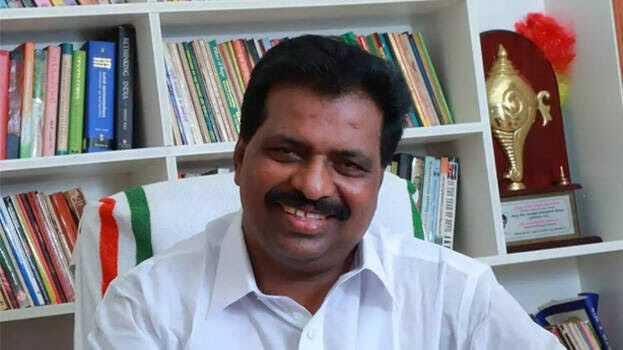 ശശി തരൂർ ഗസ്റ്റ് ആര്ട്ടിസ്റ്റ്; രാഷ്ട്രീയക്കാരൻ്റെ പക്വത ഇല്ലെന്നും കൊടിക്കുന്നില് സുരേഷ് ശശി തരൂർ ഗസ്റ്റ് ആര്ട്ടിസ്റ്റ്; രാഷ്ട്രീയക്കാരൻ്റെ പക്വത ഇല്ലെന്നും കൊടിക്കുന്നില് സുരേഷ്