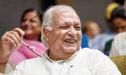 മലയാളികള്ക്ക് ഓണാശംസകള് നേര്ന്ന് ഗവര്ണര് മലയാളികള്ക്ക് ഓണാശംസകള് നേര്ന്ന് ഗവര്ണര്