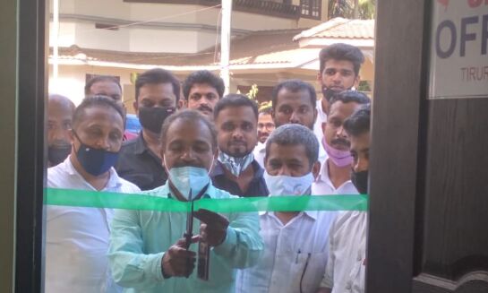 എസ്ഡിപിഐ സൗജന്യ സേവന കേന്ദ്രത്തിന് തുടക്കം എസ്ഡിപിഐ സൗജന്യ സേവന കേന്ദ്രത്തിന് തുടക്കം