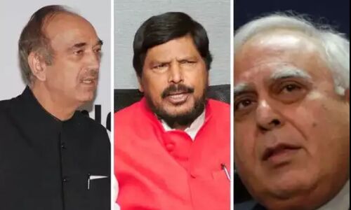 കപില് സിബലിനെയും ഗുലാം നബി ആസാദിനെയും ബിജെപിയിലേക്ക് സ്വാഗതം ചെയ്ത് കേന്ദ്രമന്ത്രി കപില് സിബലിനെയും ഗുലാം നബി ആസാദിനെയും ബിജെപിയിലേക്ക് സ്വാഗതം ചെയ്ത് കേന്ദ്രമന്ത്രി