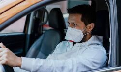 വാഹനത്തില്‍ ഒറ്റക്ക് സഞ്ചരിക്കുന്നവര്‍ മാസ്‍ക് ധരിക്കണമെന്ന നിര്‍ദേശം നല്‍കിയിട്ടില്ല