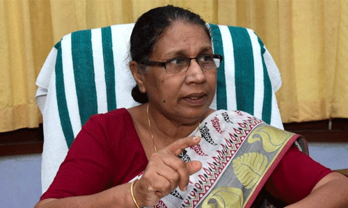 ആറന്മുളയില്‍ കൊവിഡ് രോഗിയെ പീഡിപ്പിച്ച സംഭവം:  വനിതാ കമ്മിഷന്‍ അടിയന്തര റിപ്പോര്‍ട്ട് ആവശ്യപ്പെട്ടു