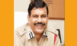 കാഷായ വസ്ത്രധാരിയായ ഹിന്ദു വിരുദ്ധന്‍; മരണത്തിന് ശേഷവും അഗ്നിവേശിനെ അധിക്ഷേപിച്ച് മുന്‍ സിബിഐ ഡയറക്ടര്‍