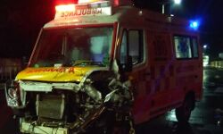 ആംബുലന്‍സും ടാങ്കര്‍ ലോറിയും കൂട്ടിയിടിച്ചു; ആളപായമില്ല