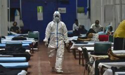 സ്വകാര്യ ആശുപത്രിയിലെ 80 ശതമാനം ഐസിയു കിടക്കകളും കൊവിഡ് രോഗികള്‍ക്ക് മാറ്റിവയ്ക്കാന്‍ ഉത്തരവിട്ട് ഡല്‍ഹി സര്‍ക്കാര്‍; പ്രതിഷേധവുമായി സ്വകാര്യ ആശുപത്രി മാനേജ്‌മെന്റുകള്‍