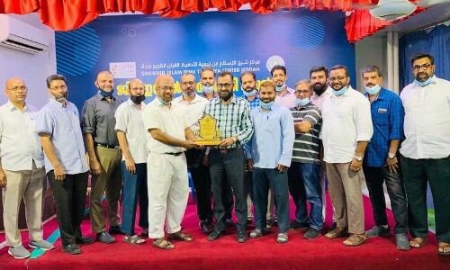 ജിദ്ദ സമൂഹത്തിന്റെ സ്നേഹാദരാവ് ഏറ്റുവാങ്ങി അബ്ദുല് ജബ്ബാര് വലിയാട്ട് നാടണഞ്ഞു ജിദ്ദ സമൂഹത്തിന്റെ സ്നേഹാദരാവ് ഏറ്റുവാങ്ങി അബ്ദുല് ജബ്ബാര് വലിയാട്ട് നാടണഞ്ഞു