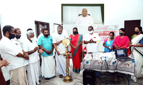 കൊവിഡ്: ജോലി നഷ്ടപ്പെട്ട് തിരികെ വരുന്നവര്ക്കായി കാര്ഷിക സംരംഭങ്ങള് ആരംഭിക്കണം- മന്ത്രി എ സി മൊയ്തീന് കൊവിഡ്: ജോലി നഷ്ടപ്പെട്ട് തിരികെ വരുന്നവര്ക്കായി കാര്ഷിക സംരംഭങ്ങള് ആരംഭിക്കണം- മന്ത്രി എ സി മൊയ്തീന്