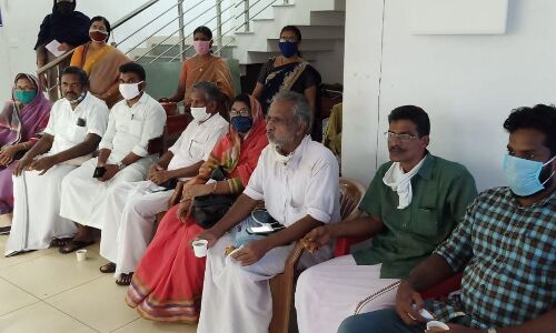 ഫണ്ട് വെട്ടിക്കുറച്ചു: നഗരസഭ നടപടിക്കെതിരേ പ്രതിഷേധം; ബോര്‍ഡ് മീറ്റിങില്‍നിന്ന് യുഡിഎഫ് ഇറങ്ങിപ്പോയി