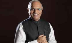 ബിജെപി ദേശീയ വൈസ് പ്രസിഡന്റ് വിനയ് സഹസ്രബുദ്ദെ എംപിക്കു കൊവിഡ്