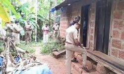 കണ്ണൂരില് സഹോദരങ്ങള് മരിച്ച നിലയില്; മൃതദേഹത്തിന് രണ്ട് ദിവസത്തെ പഴക്കം കണ്ണൂരില് സഹോദരങ്ങള് മരിച്ച നിലയില്; മൃതദേഹത്തിന് രണ്ട് ദിവസത്തെ പഴക്കം