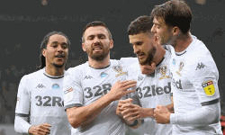 പ്രീമിയര് ലീഗ്; ലീഡ്സിനും എവര്ട്ടണും ജയം, യുനൈറ്റഡിന് തുടക്കം തോല്വിയോടെ പ്രീമിയര് ലീഗ്; ലീഡ്സിനും എവര്ട്ടണും ജയം, യുനൈറ്റഡിന് തുടക്കം തോല്വിയോടെ