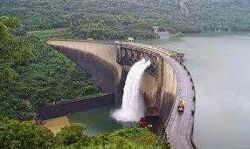 കനത്ത മഴ; ഇടുക്കിയില് നാല് അണക്കെട്ടുകള് തുറന്നു കനത്ത മഴ; ഇടുക്കിയില് നാല് അണക്കെട്ടുകള് തുറന്നു